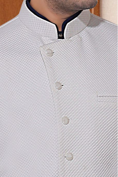 Mens White Waist Coat/Basket